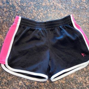 Danskin Now Girls Gym Shorts size 6/6x